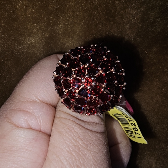 Sz 5.25, Garnet Heart Shaped Cluster Ring,925 Silver, 14K Rose Gold Overlay, NWT - Picture 8 of 12